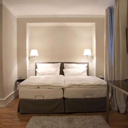 Ξενοδοχείο Weinhotel Eltvinum