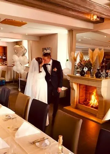 Hotel Weinhotel Eltvinum 3*